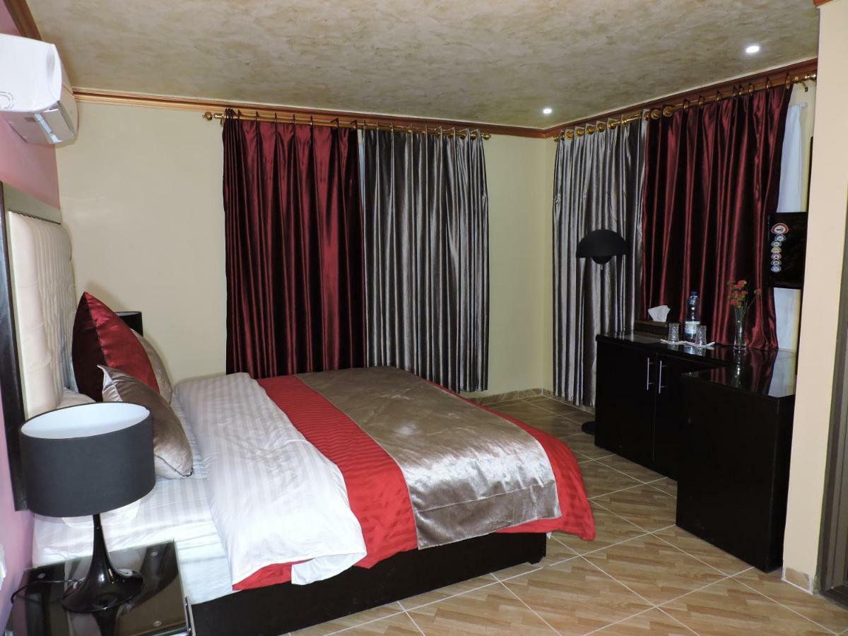 Valentine Inn Luxury Вади Муса Экстерьер фото